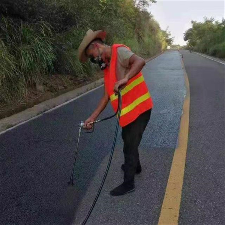 福州 彩色防滑路面的底涂是保障路面附着力